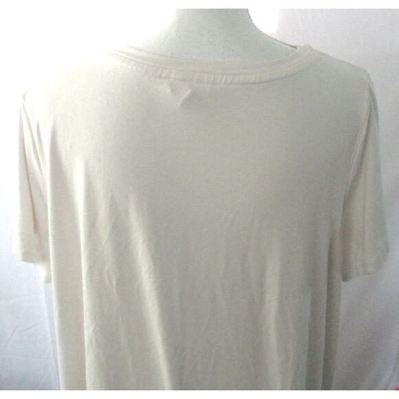 Cupio Women's Plus White Short Sleeve Stretch V-neck Tee Shirt Size 1X - Picture 6 of 9